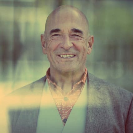 Folge deinem Herzen mit Anusara Yoga®: Interview mit Vilas Turske