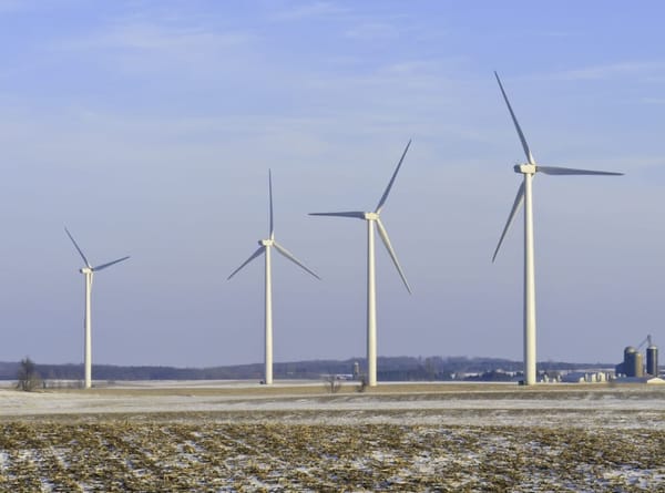 Ukraine könnte mit Wind und Sonne enormen Energie Überschuss erzeugen